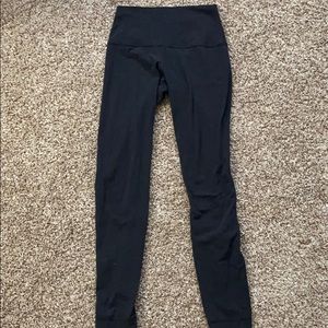 LULULEMON ALLIGN HIGH RISE LEGGINGS SIZE 4 BLACK